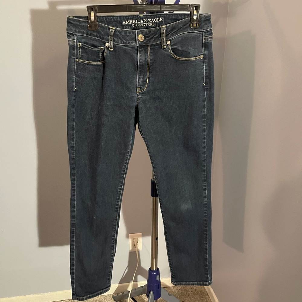 American Eagle Dark Wash Short Pants Size 10